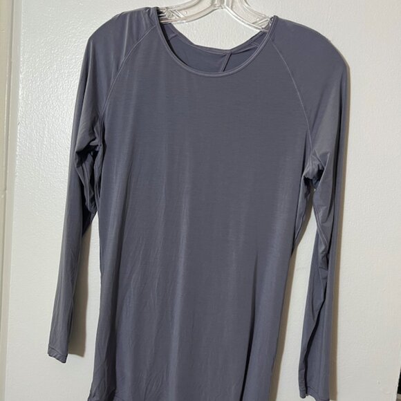Lululemon Long Sleeve Top - Picture 2 of 2
